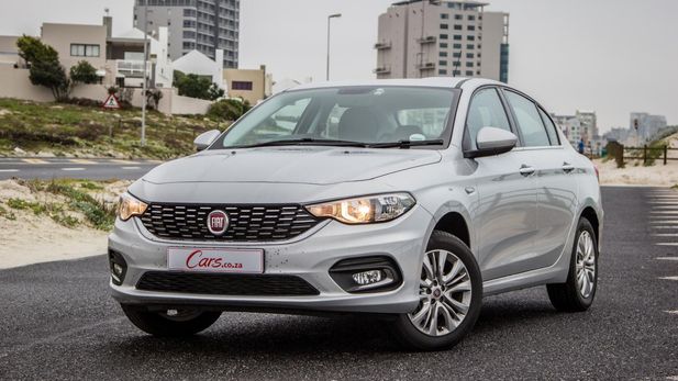Fiat Tipo Sedan 1.6 Easy auto (2017) Review