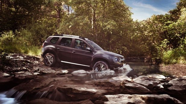 Renault Duster Automatic (2017) Specs & Price
