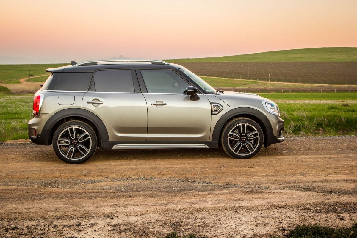 Mini Countryman (2021) Review