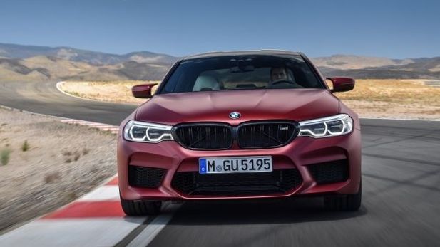 New 441 kW BMW M5 Revealed [with Video]