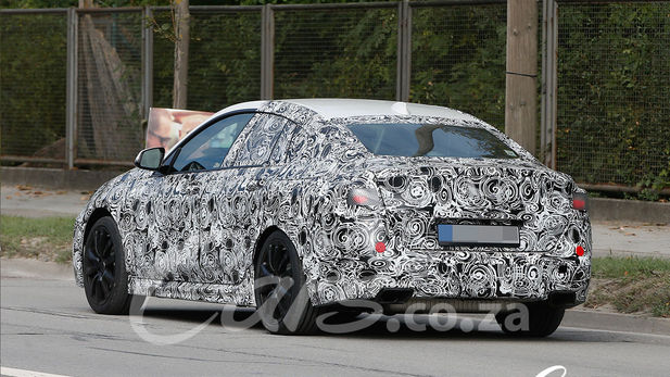 Spied: BMW M4 CSL