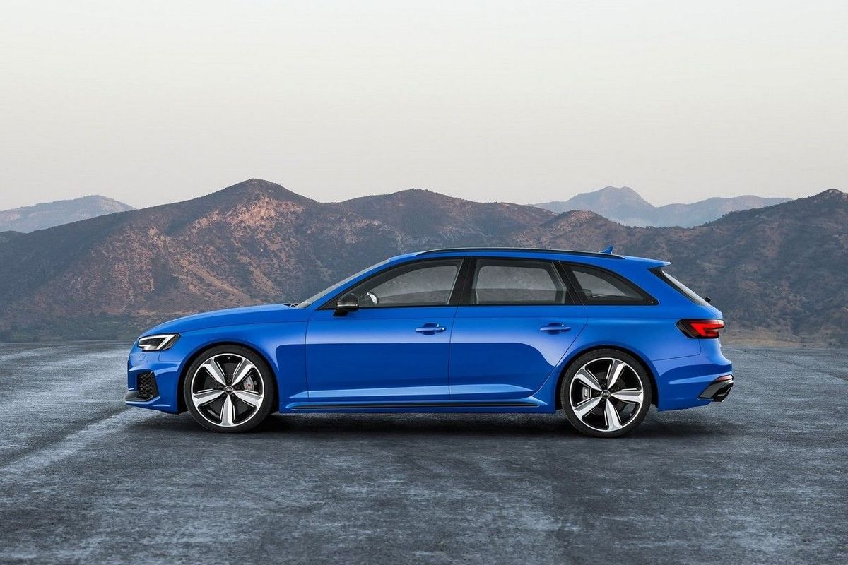 Audi RS4 Returns with V6 biturbo power [Video]