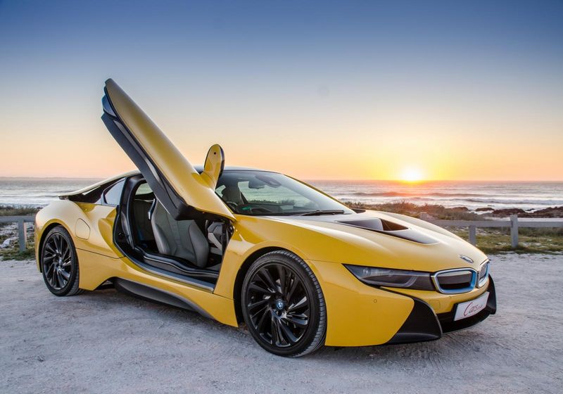 Bmw i8 сколько мест