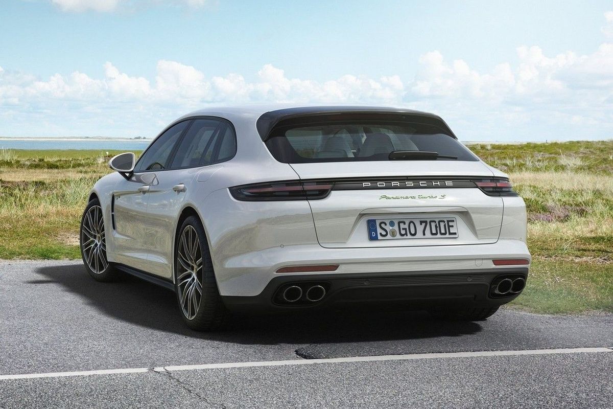 Porsche goes green with Panamera Turbo S E-Hybrid Sport Turismo [Video]