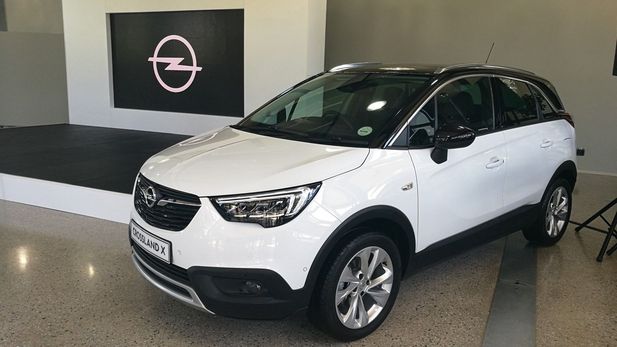Opel Crossland X (2017) Launch Review