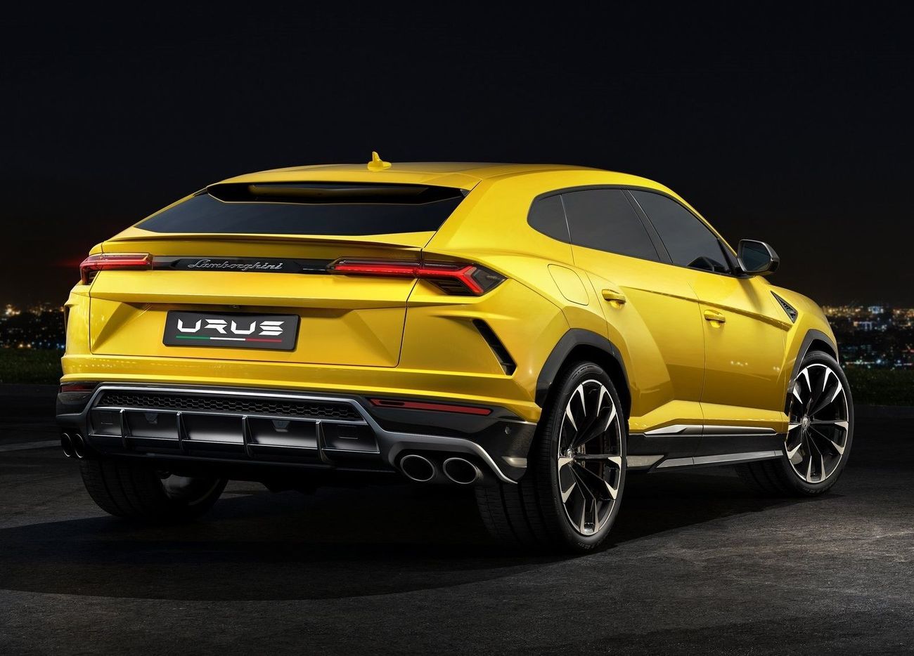 Lamborghini Urus: Reality vs Concept