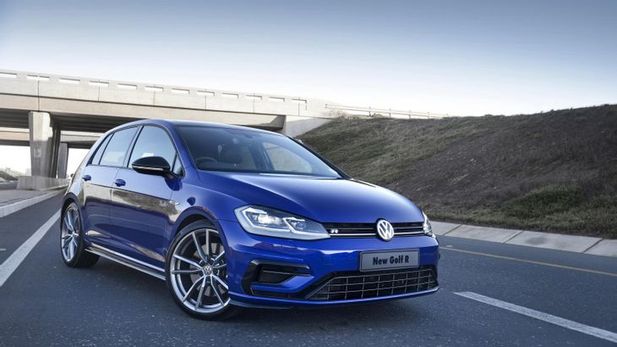 3 Reasons Why Volkswagen Golf R is #CarsAwards Finalist