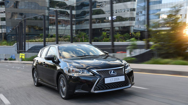 Updated Lexus CT 200h (2018) Specs & Price
