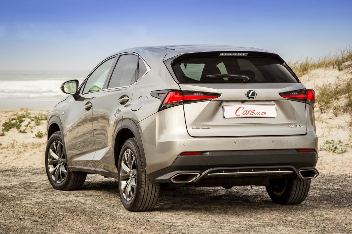 Lexus nx300 фото