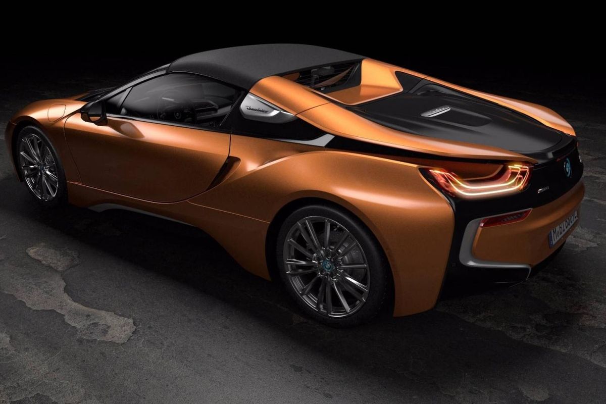 BMW i8 Roadster Price Announced [Video]
