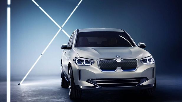 BMW Concept iX3 Shown