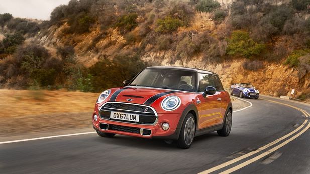 Mini Cooper Facelift (2018) International Launch Review