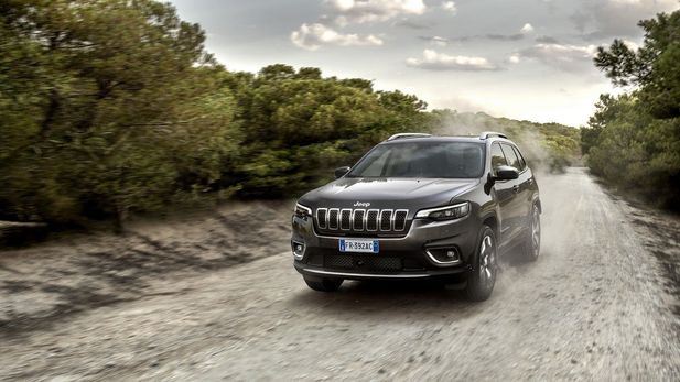 Jeep Cherokee (2019) International Launch Review