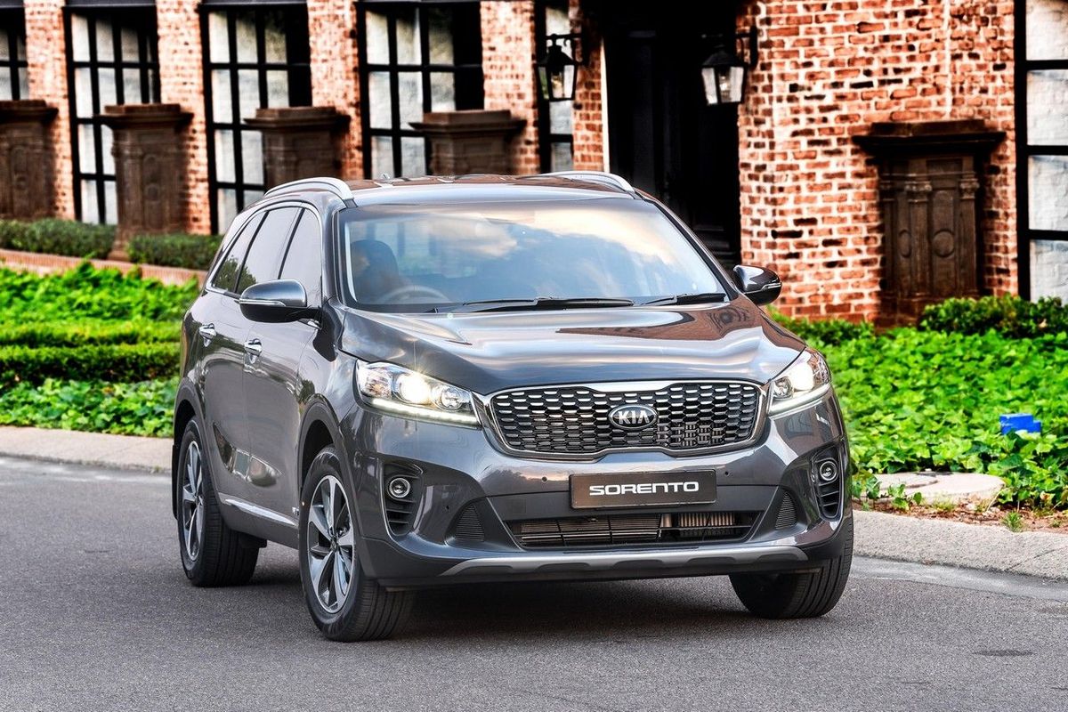 Kia Sorento (2018) Specs & Price