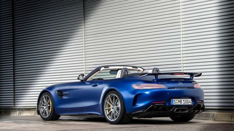 Mercedes-AMG GT R Roadster Revealed