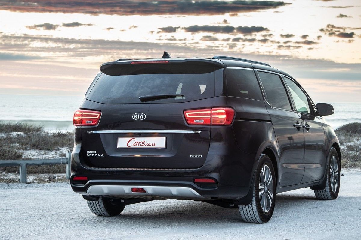 Kia Grand Sedona 2.2 CRDi SXL (2019) Review