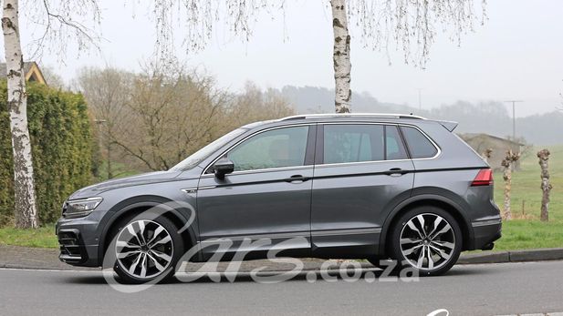 Spy Shots: Volkswagen Tiguan R