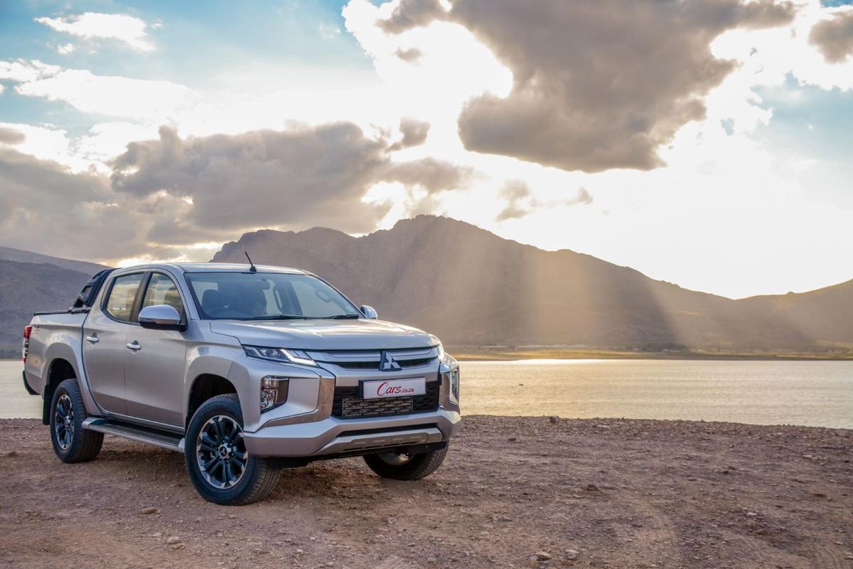 Mitsubishi Triton 2.4DI-D DC 4x4 Auto (2019) Review