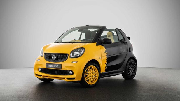 Smart turns 21 with two-tone ForTwo