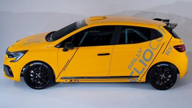 Renault Clio Competition Trio