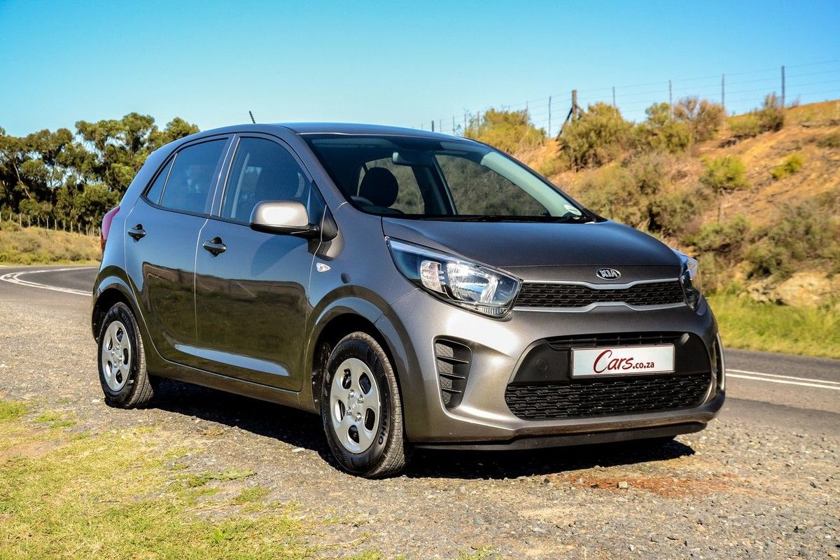 Budget Car Comparison (2019) Datsun Go vs Renault Kwid vs Kia Picanto