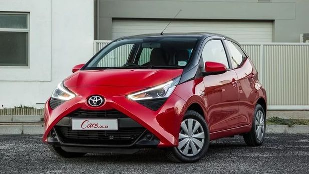 Toyota Aygo X-Play (2018) Quick Review
