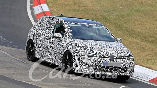 Spy Shots: 2020 Volkswagen Golf 8 GTI