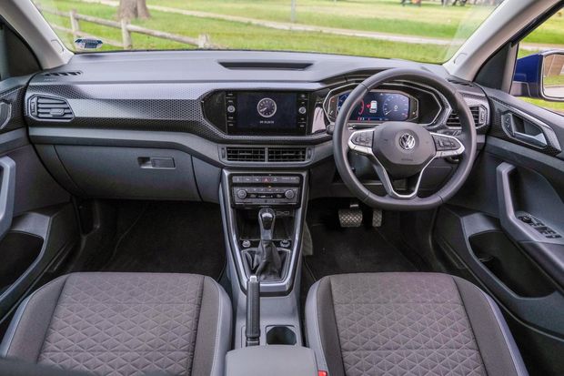 Volkswagen T-Cross 1.0TSI Highline R-Line (2019) Review