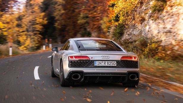 Audi R8 goes Rear-Wheel Drive with RWS version