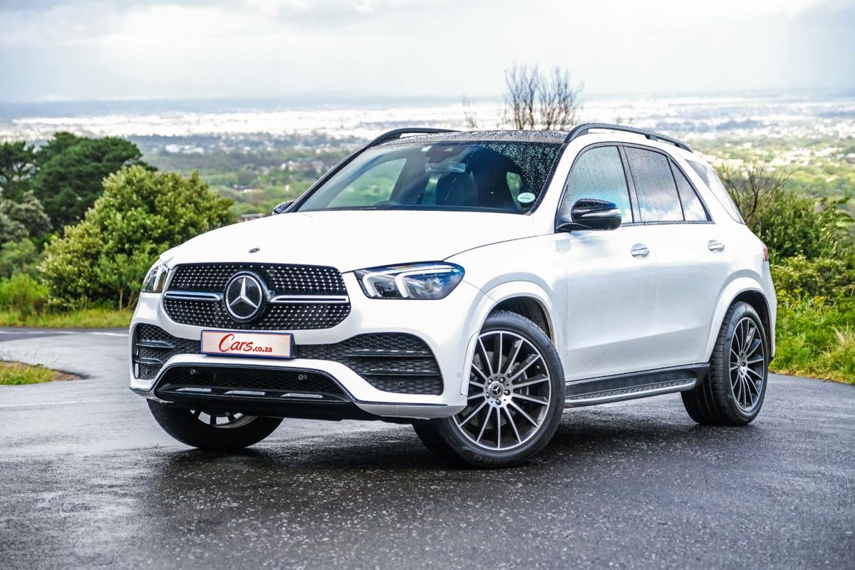 Bmw X5 Xdrive30d Vs Mercedes Benz Gle 400d 2019 Comparative Review W