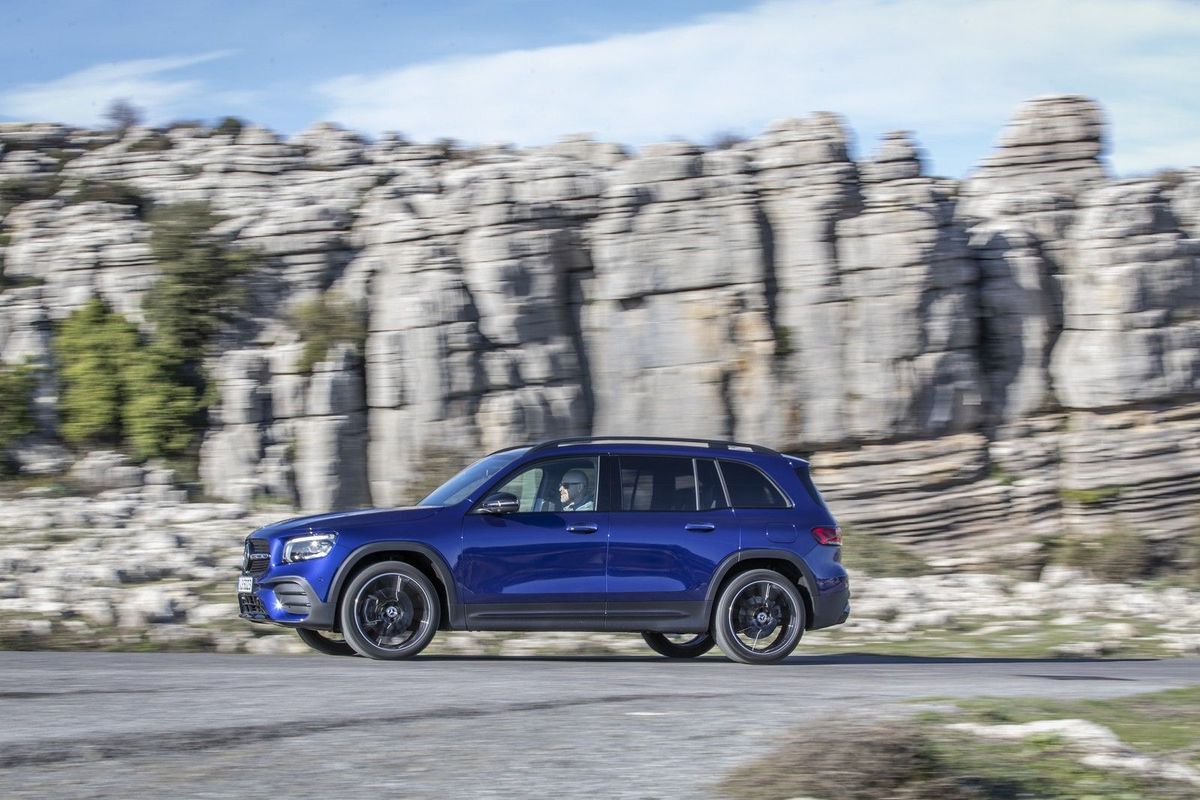 Mercedes-Benz GLB (2020) International Launch Review