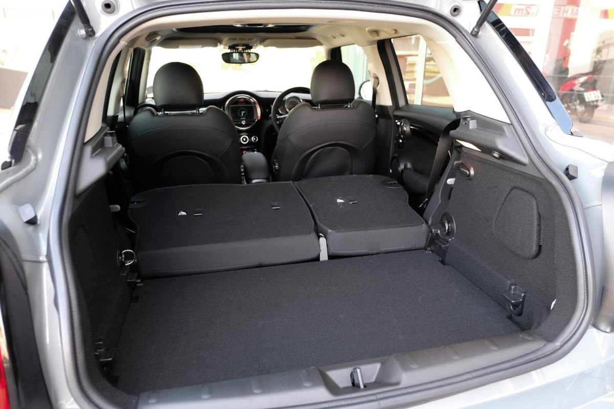 Mini Cooper S Automatic (2019) Review