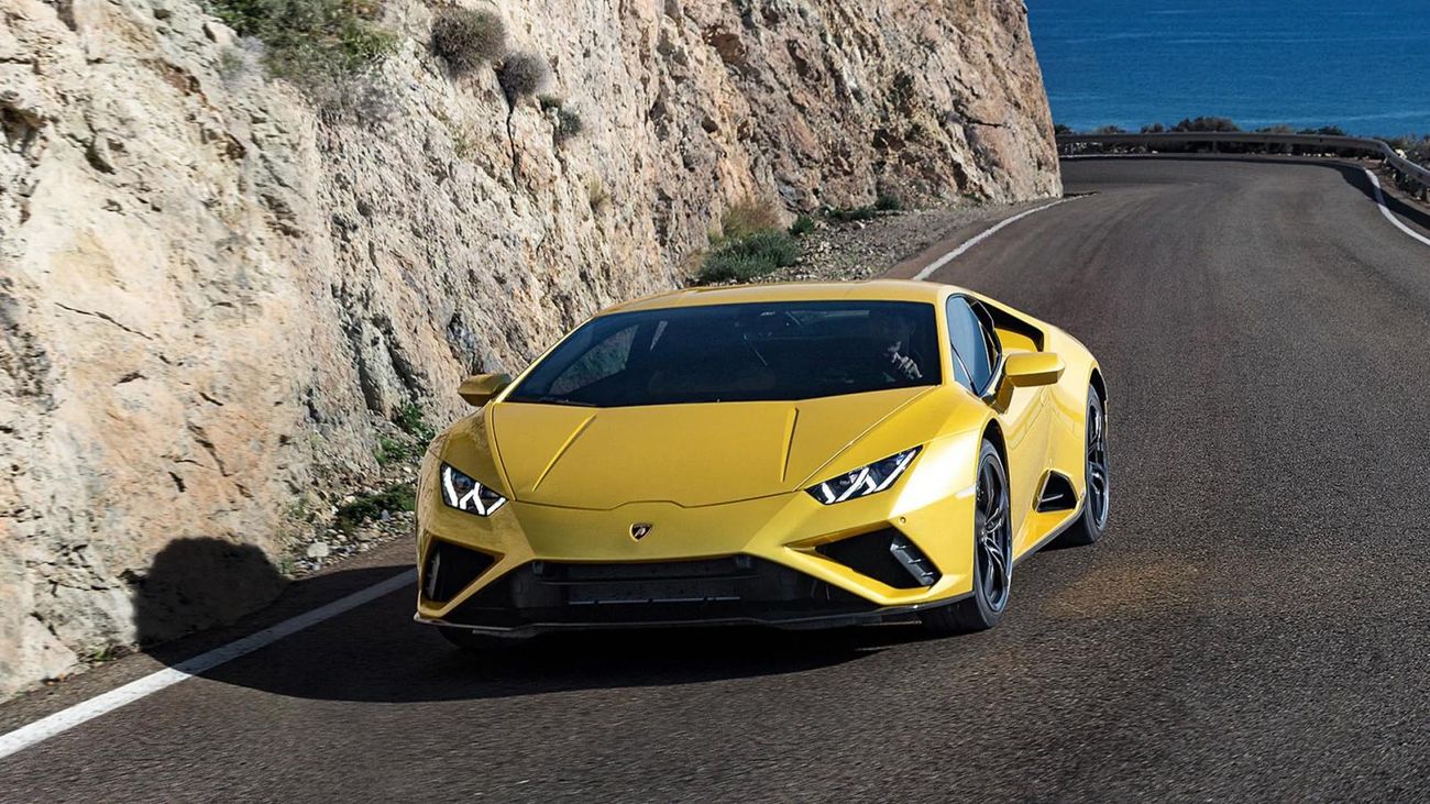 Hot RWD Lamborghini Huracan Evo Revealed