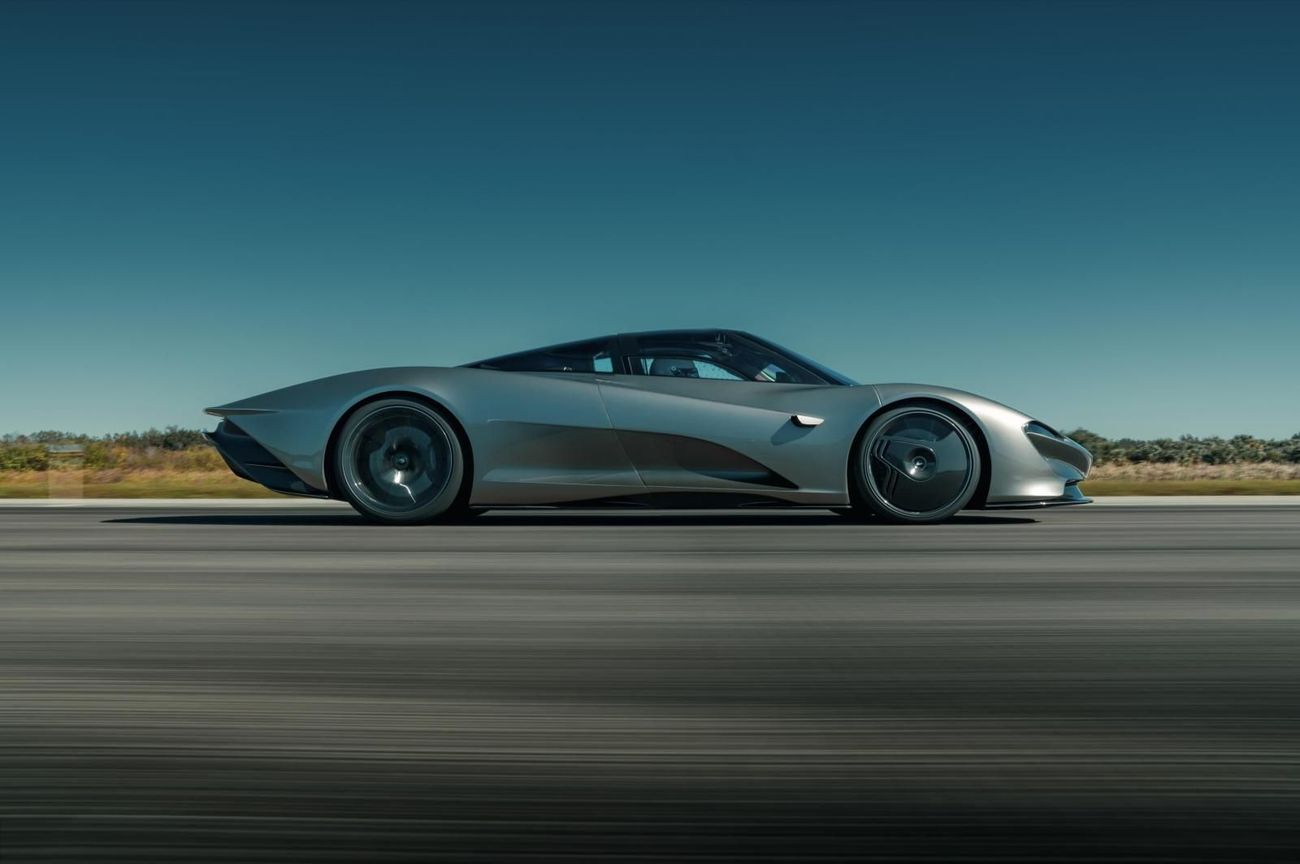 McLaren Speedtail Breaks 403 kph in Testing