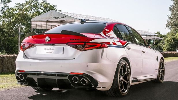 Alfa Romeo plans 460-kW Giulia Quadrifoglio GTA