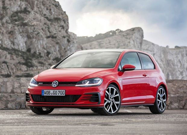 Volkswagen Golf GTI 7.5 vs 8: What's the difference?