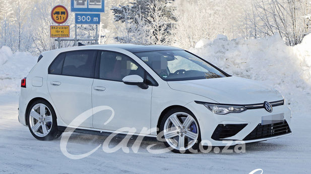 Spy Shots: 2021 Volkswagen Golf 8 R