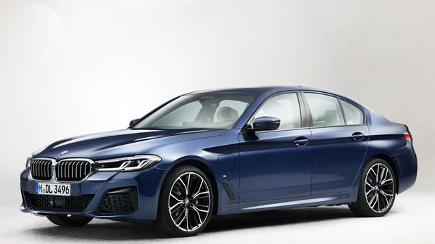 Another BMW leaked: Facelifted 5 Series