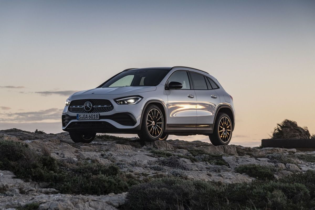 Mercedes-Benz GLA (2020) International Launch Review