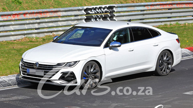 Spy Shots: 2021 Volkswagen Arteon R
