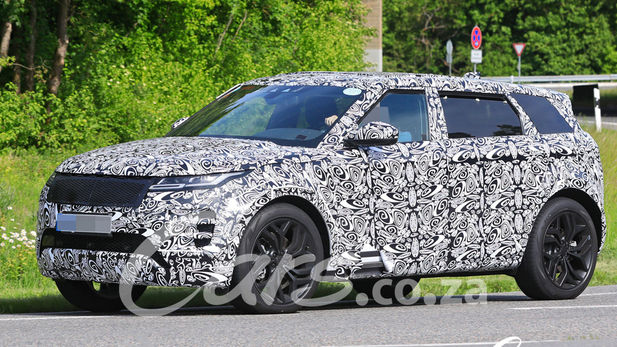Spy Shots: 2021 Range Rover Evoque 7-Seater