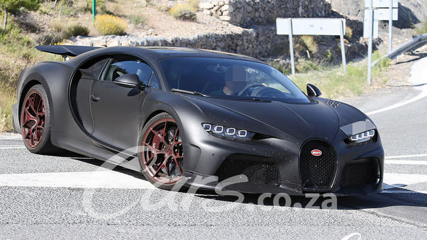 Spy Shots: Bugatti Chiron Super Sport 300+ 