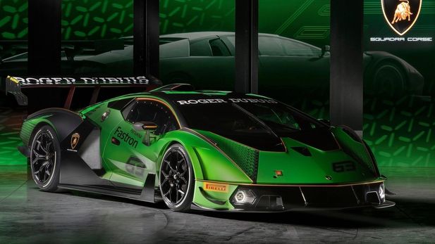 Lambo Reveals Track-Only Essenza SCV12
