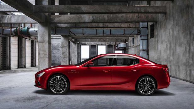 Maserati Sedans Gain Ferrari V8s