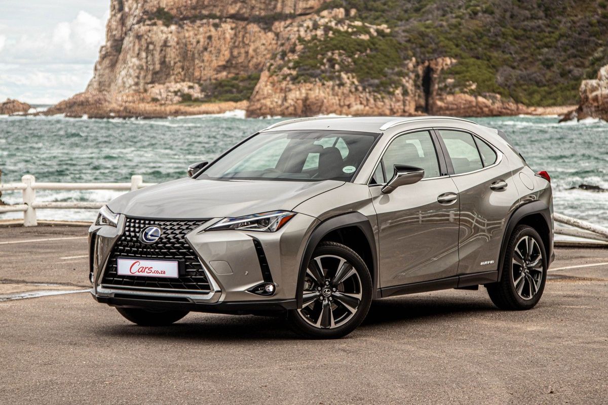 Lexus ux фото