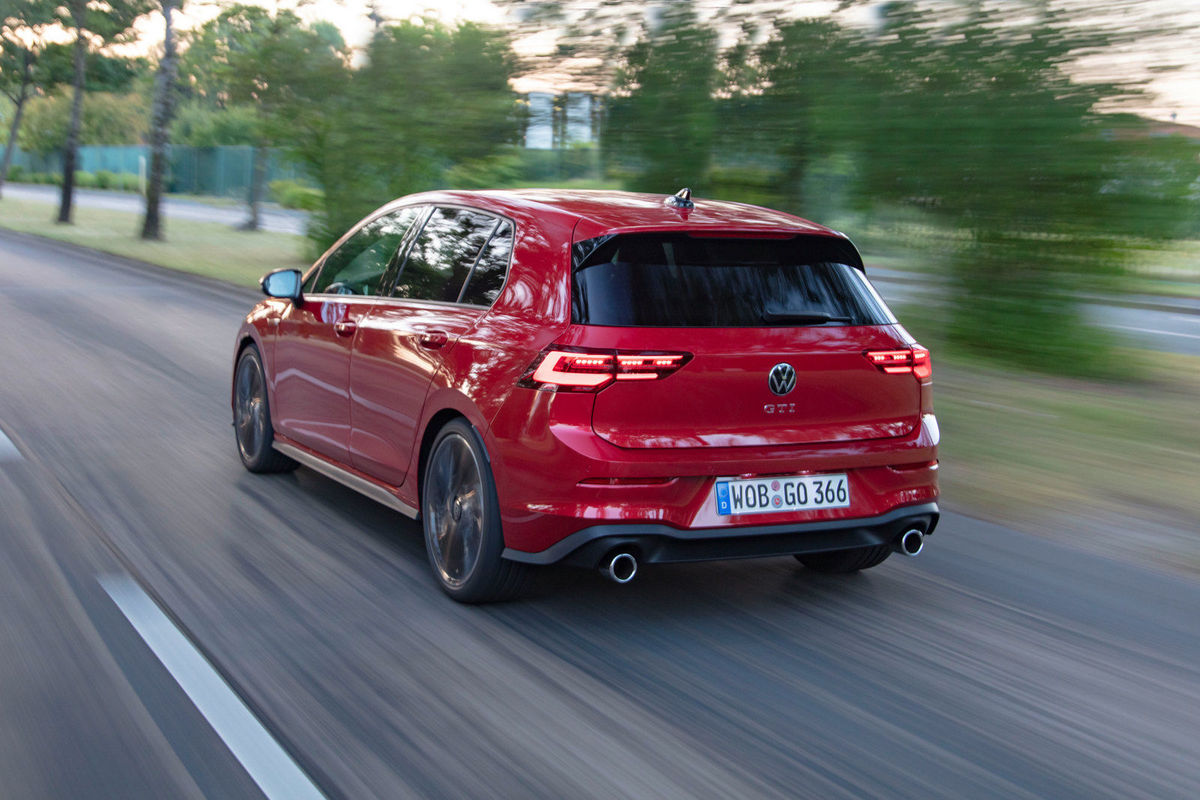 Volkswagen Golf 8 GTI (2020) International Launch Review