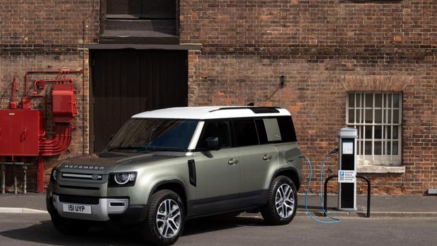 Go anywhere Defender now requires a plug