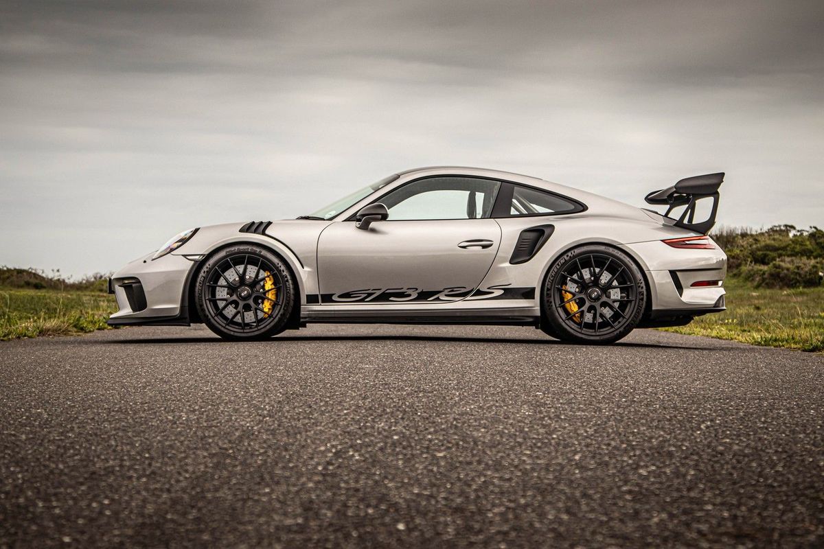 Porsche 911 GT3 RS (2020) Review