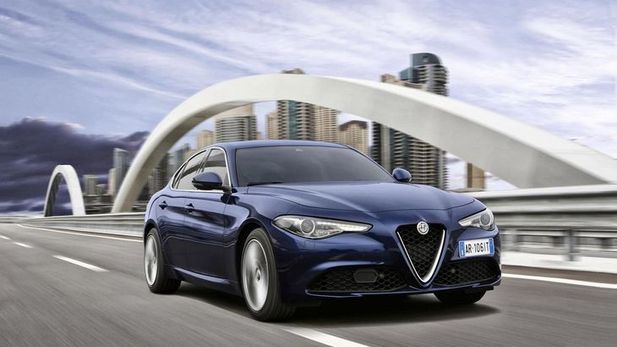 Alfa Romeo Giulia (2017) Specs & Pricing