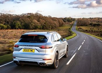 Fastest SUVs in the World for 2020/21